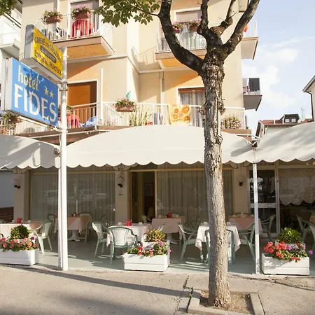 Fides Hotel